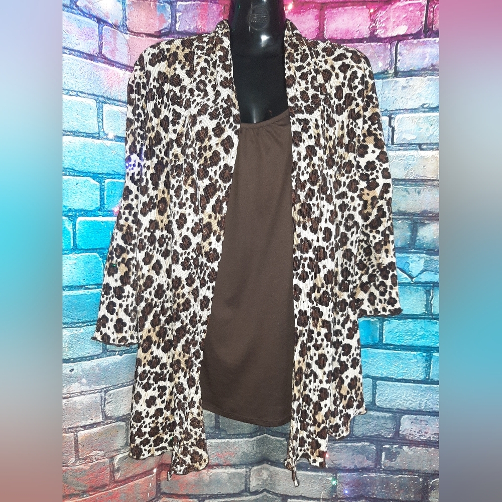 White Stag Animal Print Cardigan W/ Built In cami 2X(18-20)